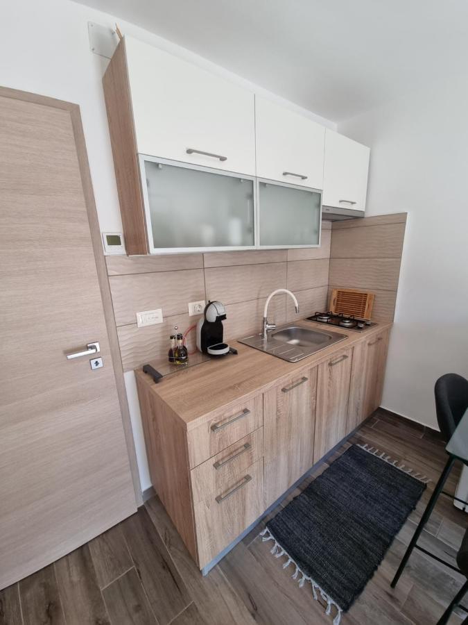 Apartment Natalia Valbandon ภายนอก รูปภาพ